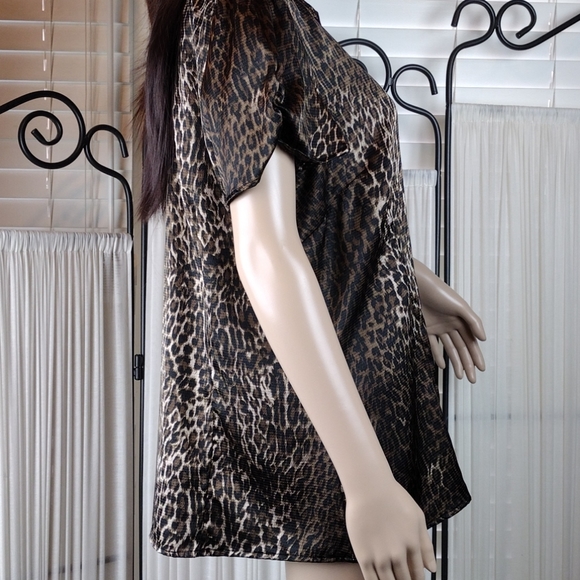 Apt. 9 Animal Print Button Front Silky Blouse XL - Picture 2 of 10